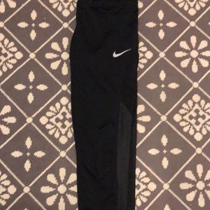 🖤Nike black leggings 🖤